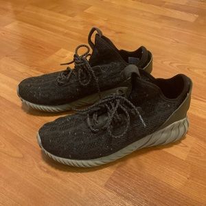 Adidas Tubular Sneakers